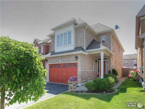 282 Mcbride Cres, House detached with 3 bedrooms, 4 bathrooms and 4 parking in Newmarket ON | Image 2
