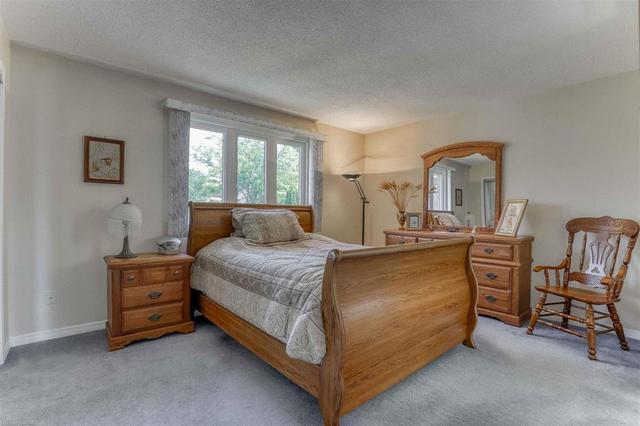 1155 Caitlin Crescent, House detached with 4 bedrooms, 2 bathrooms and null parking in Kingston ON | Image 15