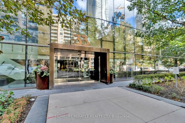 3106 - 33 Charles St E, Condo with 3 bedrooms, 2 bathrooms and 1 parking in Toronto ON | Image 23