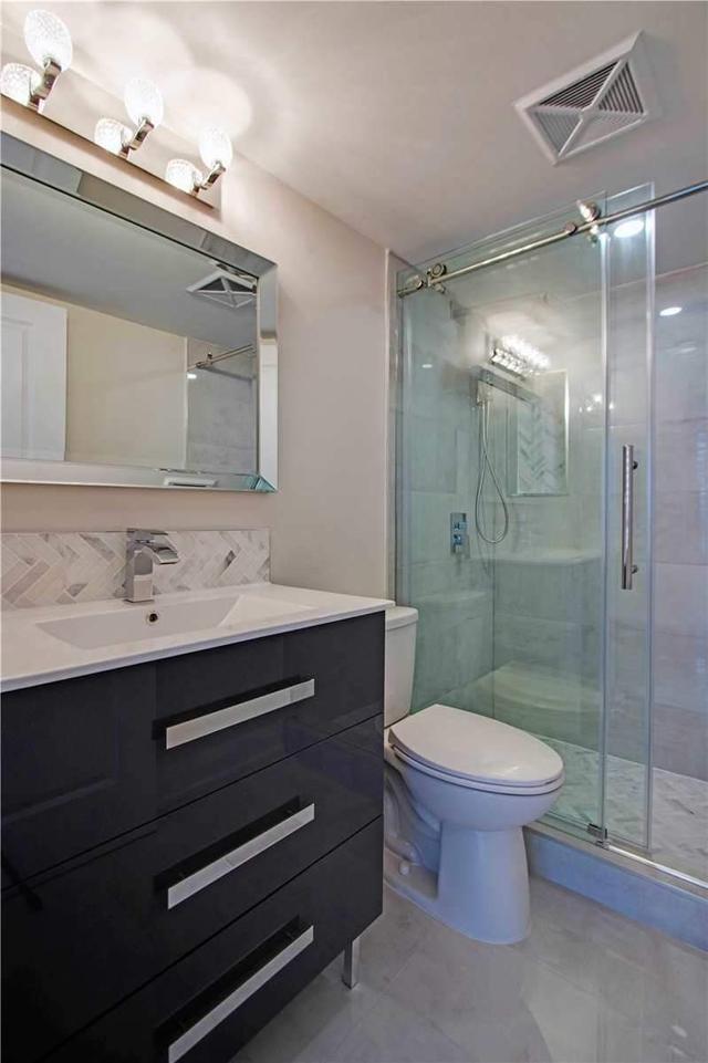 1201 - 7420 Bathurst St, Condo with 2 bedrooms, 2 bathrooms and 2 parking in Vaughan ON | Image 4