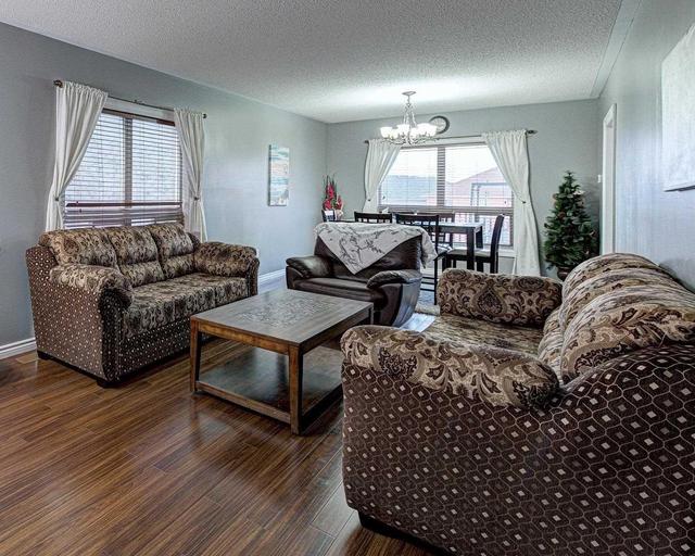 45 Albright Rd, House detached with 3 bedrooms, 4 bathrooms and 4 parking in Brampton ON | Image 5