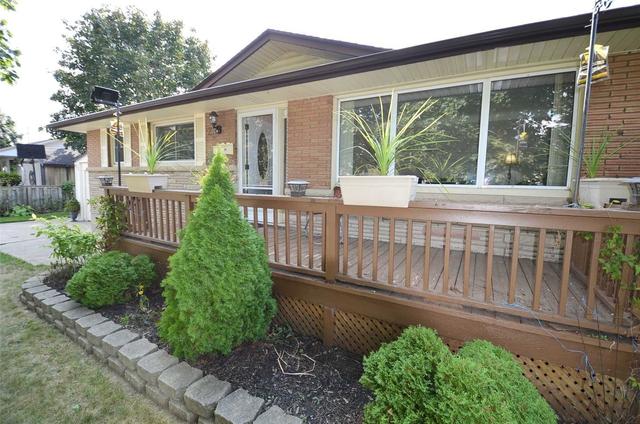 20 Glenellen Dr, House detached with 3 bedrooms, 2 bathrooms and 3 parking in St. Catharines ON | Image 12
