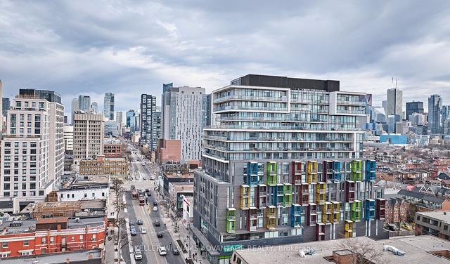 911 - 297 College St, Condo with 2 bedrooms, 2 bathrooms and 1 parking in Toronto ON | Image 32
