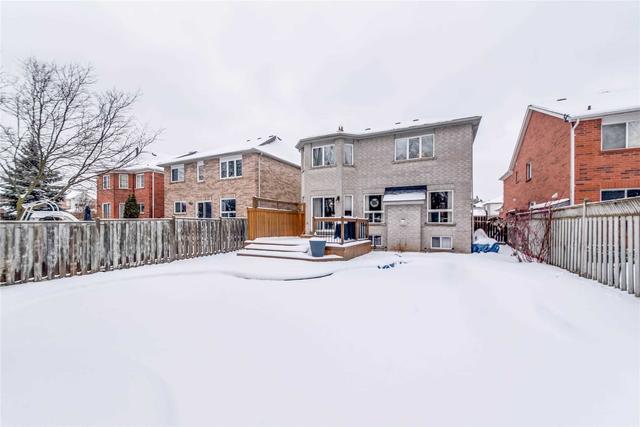 6 Redvers St, House detached with 3 bedrooms, 3 bathrooms and 4 parking in Whitby ON | Image 20