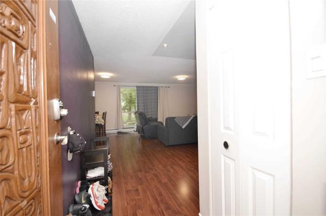 81 - 1036 Falgarwood Dr, Townhouse with 3 bedrooms, 1 bathrooms and 1 parking in Oakville ON | Image 35