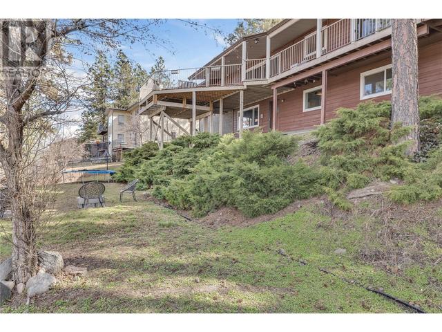 2410 Boucherie Road, House detached with 4 bedrooms, 2 bathrooms and 2 parking in West Kelowna BC | Image 37