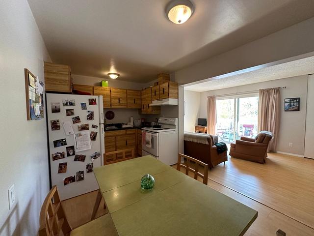 201 - 880 Wordsworth Avenue, Condo with 1 bedrooms, 1 bathrooms and 1 parking in Warfield BC | Image 10