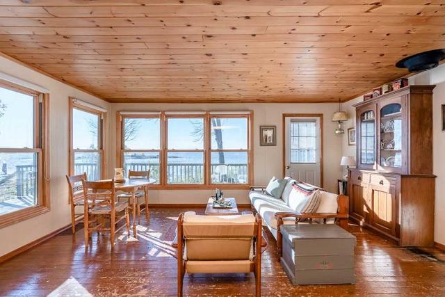 1110 Island, House detached with 3 bedrooms, 1 bathrooms and 0 parking in Parry Sound ON | Image 11