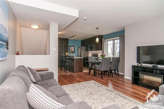 2641 Longfields Drive, House attached with 2 bedrooms, 3 bathrooms and 1 parking in Ottawa ON | Image 5