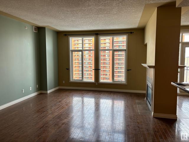1102 - 9020 Jasper Av Nw, Condo with 1 bedrooms, 2 bathrooms and null parking in Edmonton AB | Image 5