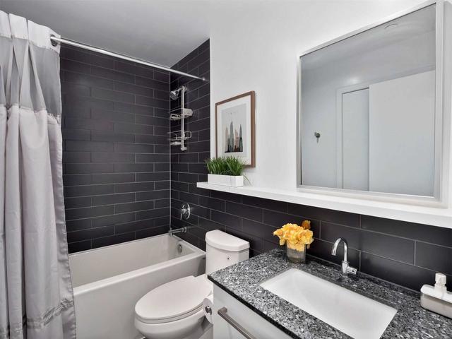 719 - 160 Flemington Rd, Condo with 1 bedrooms, 1 bathrooms and 1 parking in Toronto ON | Image 14