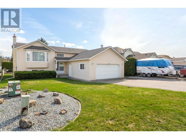 1569 Carshyl Court, House detached with 4 bedrooms, 2 bathrooms and 4 parking in Kelowna BC | Image 36