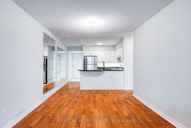 502 - 3 Rean Dr, Condo with 1 bedrooms, 1 bathrooms and 1 parking in Toronto ON | Image 8