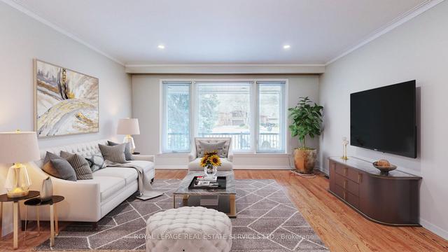 21 Pitkin Crt, House detached with 3 bedrooms, 2 bathrooms and 5 parking in Toronto ON | Image 38