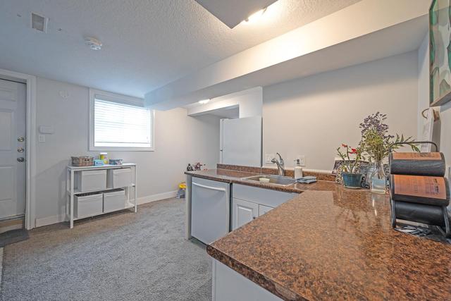 704 Imperial Way Sw, House detached with 4 bedrooms, 3 bathrooms and 4 parking in Calgary AB | Image 26