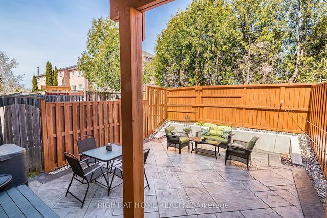 5815 Tiz Rd, House attached with 3 bedrooms, 4 bathrooms and 3 parking in Mississauga ON | Image 28