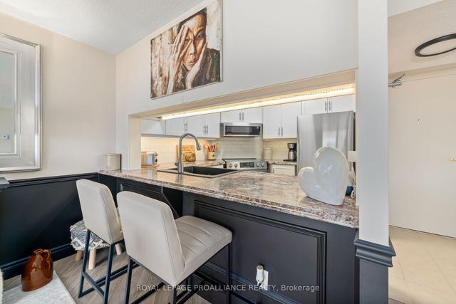 1003 - 350 Front St, Condo with 1 bedrooms, 1 bathrooms and 1 parking in Belleville ON | Image 2