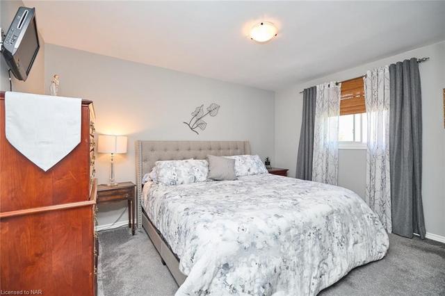 7937 Regent Court, House detached with 3 bedrooms, 2 bathrooms and 5 parking in Niagara Falls ON | Image 10