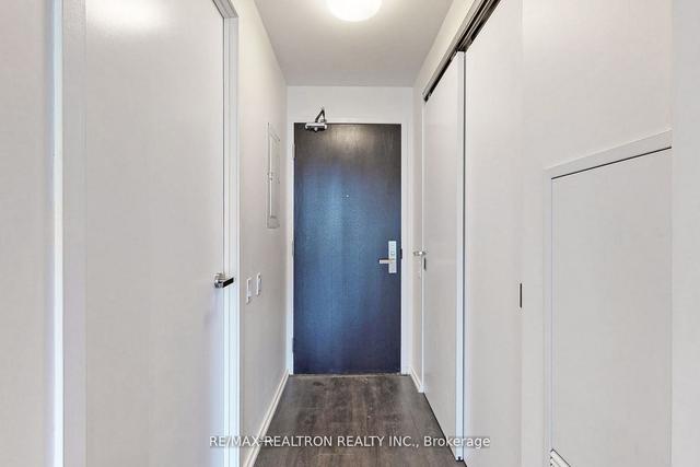 2710 - 125 Peter St, Condo with 1 bedrooms, 1 bathrooms and 0 parking in Toronto ON | Image 8