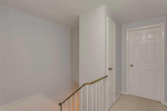49 - 661 Childs Dr, Townhouse with 3 bedrooms, 2 bathrooms and 1 parking in Milton ON | Image 13