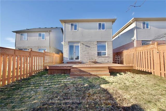 1050 Kimball Cres S, House detached with 3 bedrooms, 3 bathrooms and 3 parking in London ON | Image 28