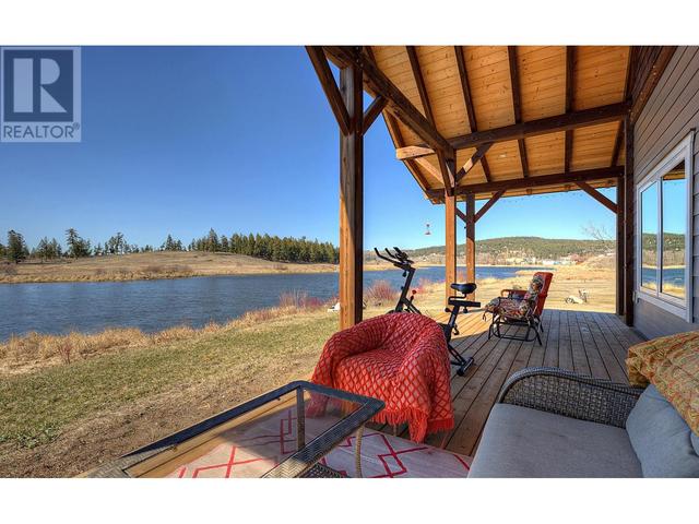 3112 Doctors Lake Road, House detached with 3 bedrooms, 3 bathrooms and null parking in Cariboo F BC | Image 31
