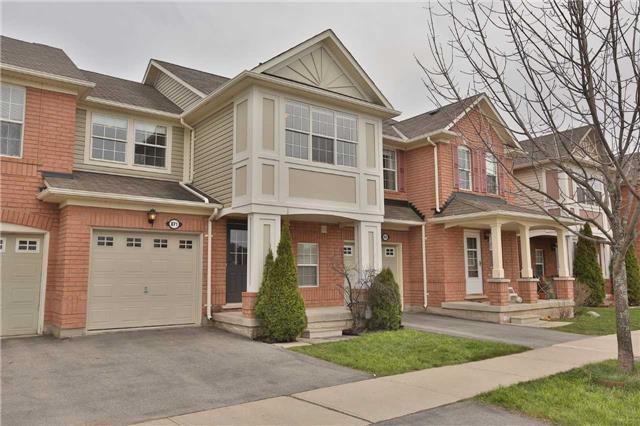 871 Gazley Circ, House attached with 3 bedrooms, 3 bathrooms and 2 parking in Milton ON | Image 2