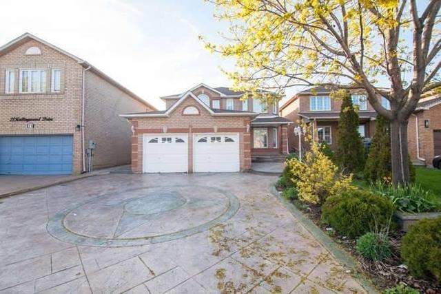 Upper - 19 Rollingwood Dr, House detached with 4 bedrooms, 3 bathrooms and 2 parking in Brampton ON | Image 1