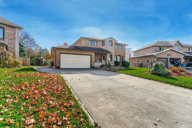 26 Foxwood Cres, House detached with 4 bedrooms, 4 bathrooms and 7 parking in Guelph ON | Image 12