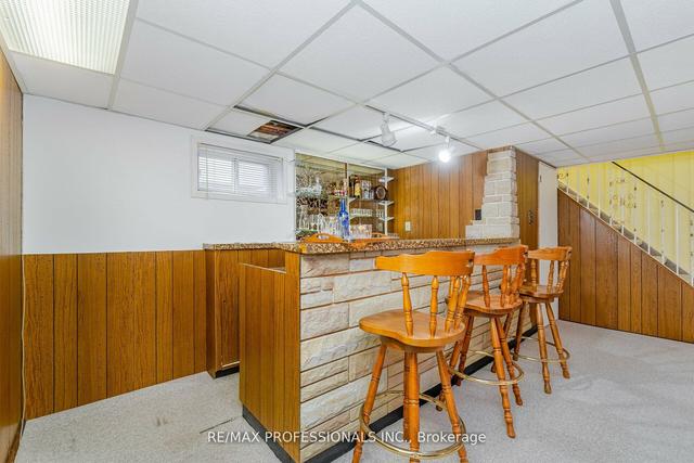 27 Honbury Rd, House detached with 3 bedrooms, 3 bathrooms and 3 parking in Toronto ON | Image 20
