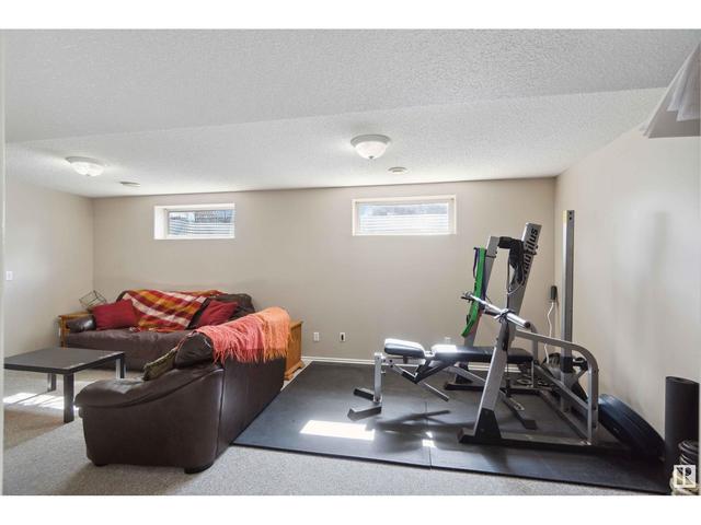 9815 180a Av Nw, House detached with 4 bedrooms, 2 bathrooms and null parking in Edmonton AB | Image 39
