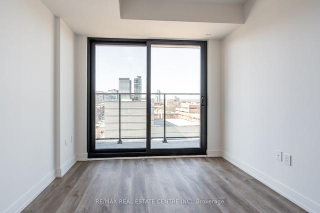 813 - 1 Jarvis St, Condo with 2 bedrooms, 1 bathrooms and 1 parking in Hamilton ON | Image 14