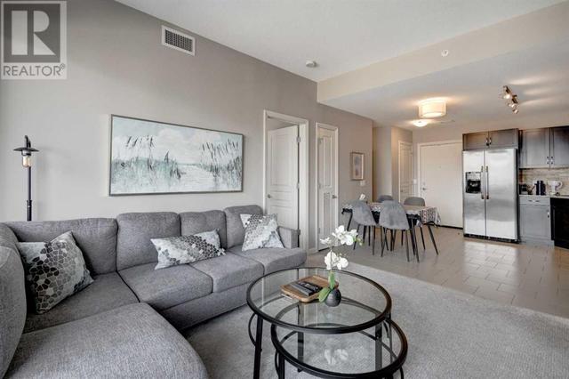 1108, - 1320 1 Street Se, Condo with 2 bedrooms, 2 bathrooms and 1 parking in Calgary AB | Image 4