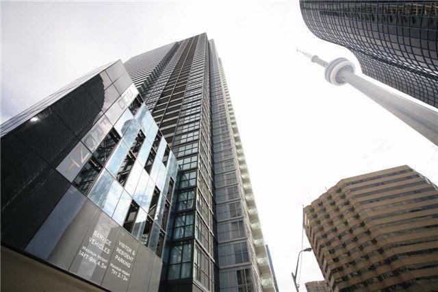 1003 - 300 Front St W, Condo with 1 bedrooms, 1 bathrooms and 1 parking in Toronto ON | Image 1
