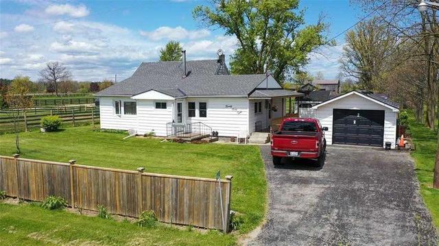 2048 Churchill Line, House detached with 1 bedrooms, 1 bathrooms and 8 parking in Sarnia ON | Image 1