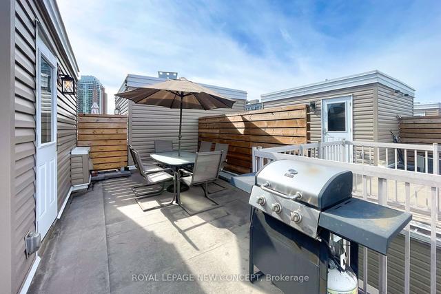 330 - 26 Douro St, Townhouse with 2 bedrooms, 2 bathrooms and 0 parking in Toronto ON | Image 20