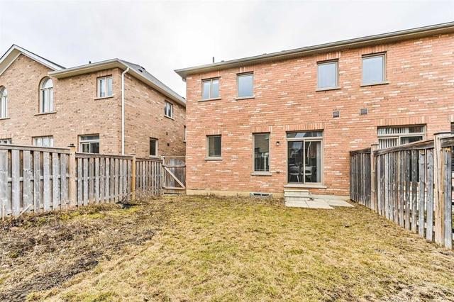 138 Maria Rd, House semidetached with 3 bedrooms, 3 bathrooms and 3 parking in Markham ON | Image 24