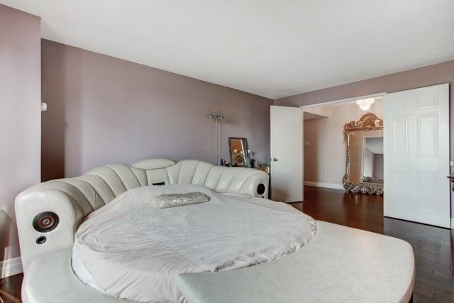 1002 - 5 Kenneth Ave, Condo with 2 bedrooms, 2 bathrooms and 1 parking in Toronto ON | Image 12