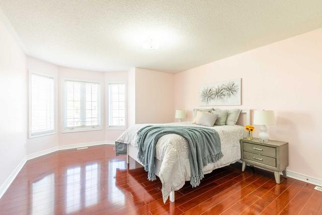 30 Kentview Cres, House detached with 4 bedrooms, 5 bathrooms and 4 parking in Markham ON | Image 11