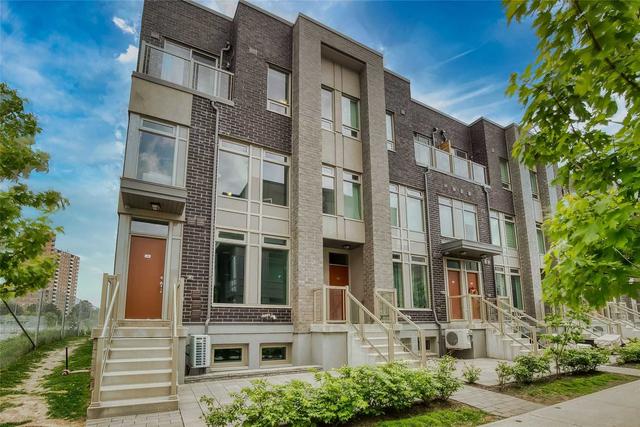 262 - 27 Applewood Lane, Townhouse with 3 bedrooms, 3 bathrooms and 1 parking in Toronto ON | Image 1