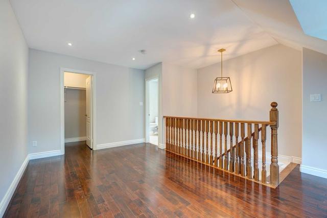 61 Leuty Ave, House semidetached with 3 bedrooms, 3 bathrooms and 1 parking in Toronto ON | Image 10