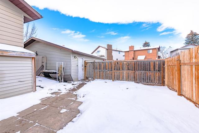 6720 Temple Drive Ne, House detached with 3 bedrooms, 2 bathrooms and 6 parking in Calgary AB | Image 28