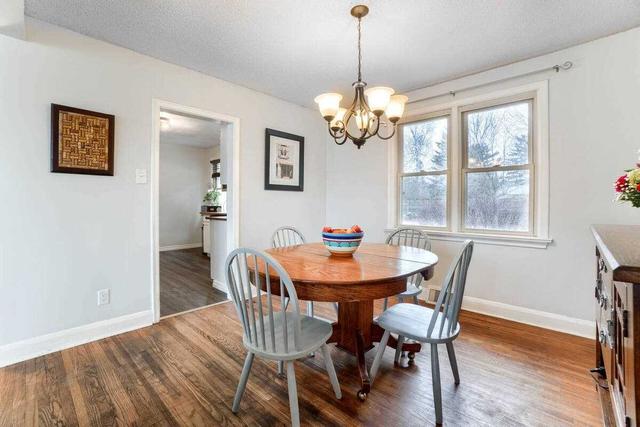 405 Anderson St, House detached with 4 bedrooms, 2 bathrooms and 4 parking in Whitby ON | Image 3