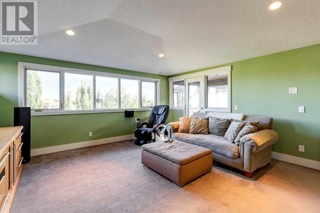 145 Chapala Point Se, House detached with 6 bedrooms, 4 bathrooms and 6 parking in Calgary AB | Image 28