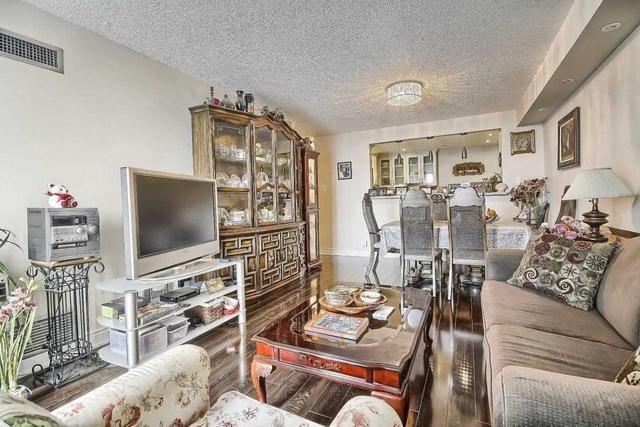 1108 - 1155 Bough Beeches Blvd, Condo with 2 bedrooms, 2 bathrooms and 2 parking in Mississauga ON | Image 3