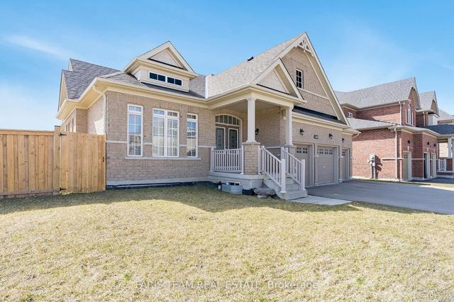 140 Copeland Cres, House detached with 3 bedrooms, 4 bathrooms and 9 parking in Innisfil ON | Image 1