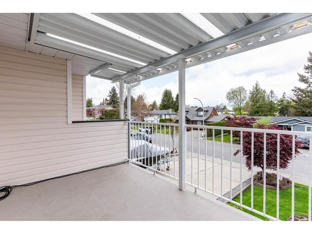 27026 27b Avenue, House detached with 5 bedrooms, 4 bathrooms and 4 parking in Langley BC | Image 30