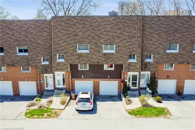 7 - 2056 Marine Drive, House attached with 3 bedrooms, 1 bathrooms and 2 parking in Oakville ON | Image 36