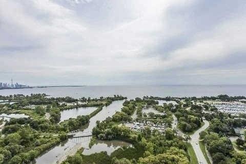 2402 - 2230 Lake Shore Blvd W, Condo with 2 bedrooms, 1 bathrooms and 1 parking in Toronto ON | Image 3