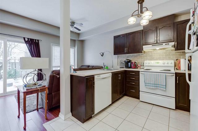 8 - 488 Yonge St, House attached with 3 bedrooms, 2 bathrooms and 1 parking in Barrie ON | Image 5